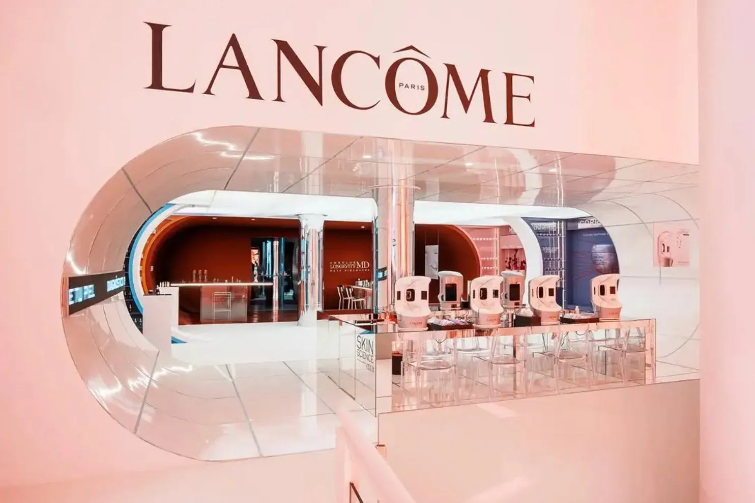 Transformations in Fashion and Retail: A Week of Strategic Moves and Creative Innovations