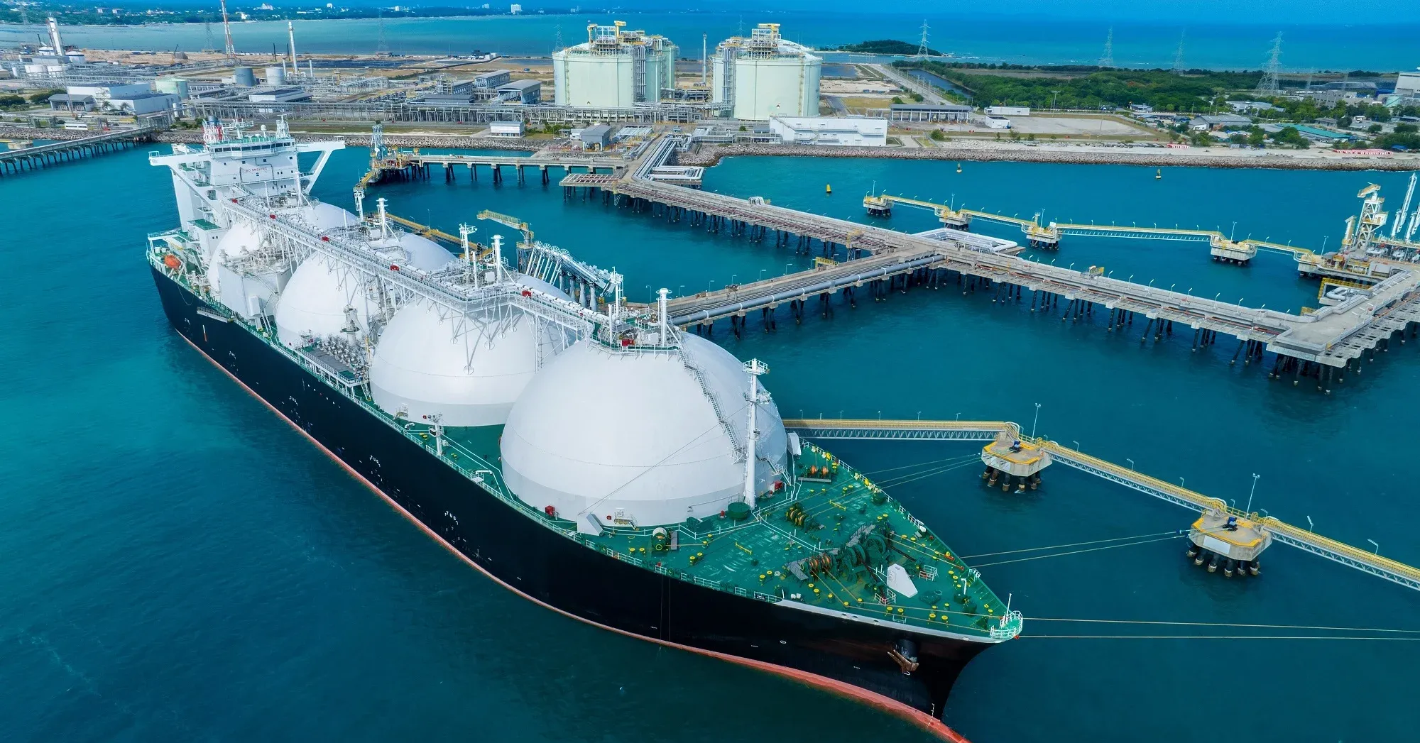 Sharp Decline in Morocco's Gas Imports from Spain, Reports Spanish Newspaper