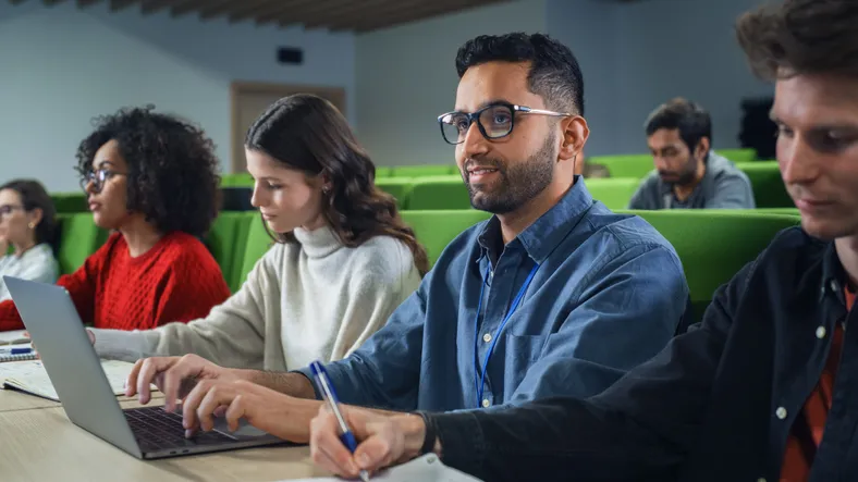 Enhancing AI Literacy: A Transformative Approach to Education