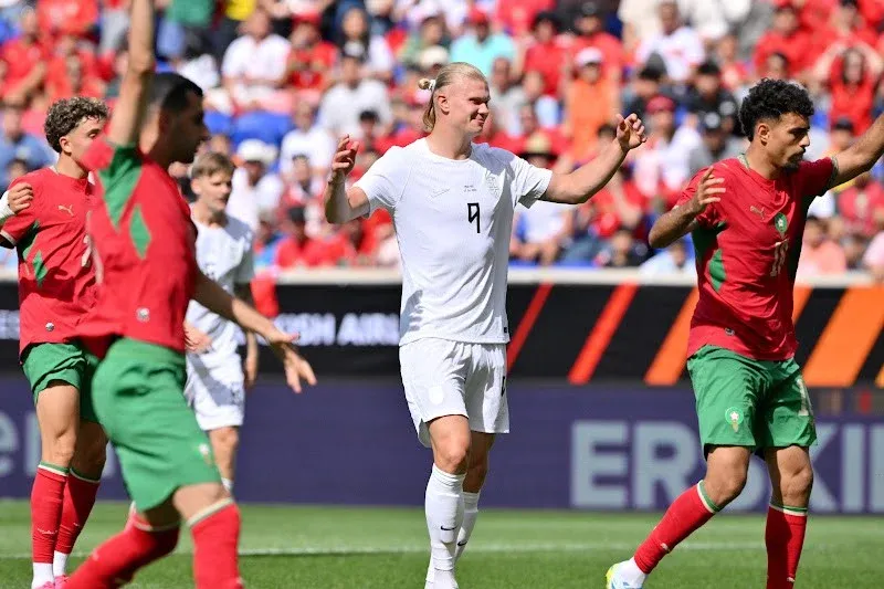 Erling Haaland's Struggles Against Moroccan Defense