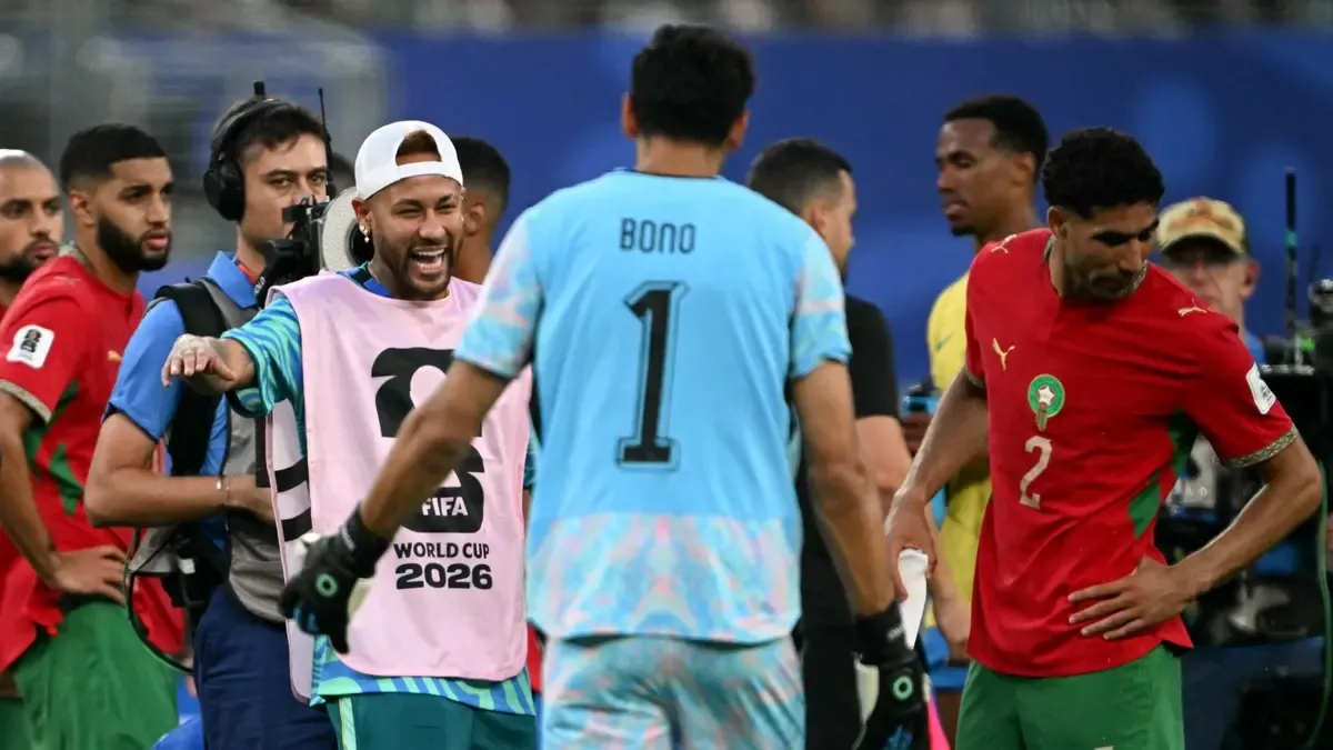 Neymar Requests Moroccan Goalkeeper Bounou's Jersey After World Cup Clash